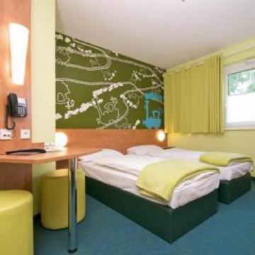 B&B Hotel Augsburg-Sued Exterior photo